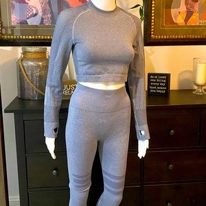 Seamless Activewear Yoga Leggings Set